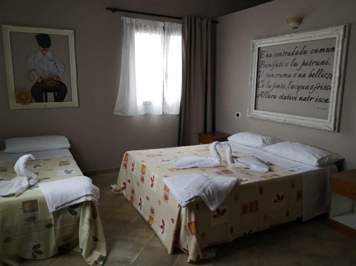 הוילה בוניפטי Azienda Agrituristica La Fonte מראה חיצוני תמונה
